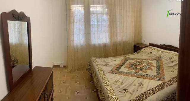 3 սենյականոց բնակարան Երվանդ Քոչարի փողոցում, 67 քմ, 2/14 հարկ, կոսմետիկ վերանորոգում