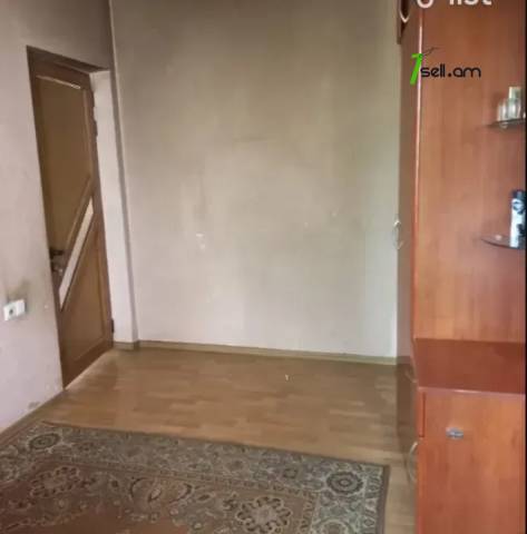 Երկու հարկանի քարե տուն Շոպրոնի փողոցում Նոր Նորքում, 200 քմ, մեծ հողամաս, կոսմետիկ վերանորոգում