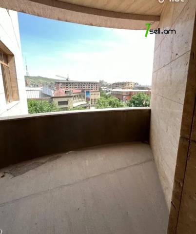 5 սենյականոց բնակարան նորակառույց շենքում Աբովյան փողոցում, 225 քմ, 6/14 հարկ, 3+ սանհանգույց