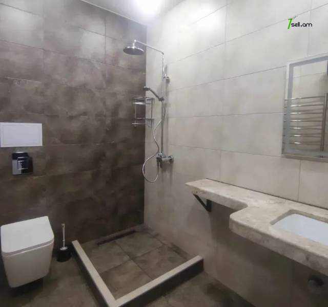 2 սենյականոց բնակարան Ամիրյան փողոցում, 50 ք.մ., 6/11 հարկ, կապիտալ վերանորոգված