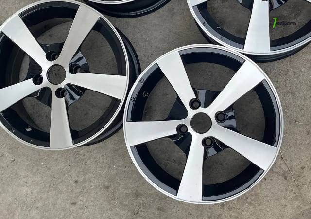 GGG.R14 Vossen 4x100