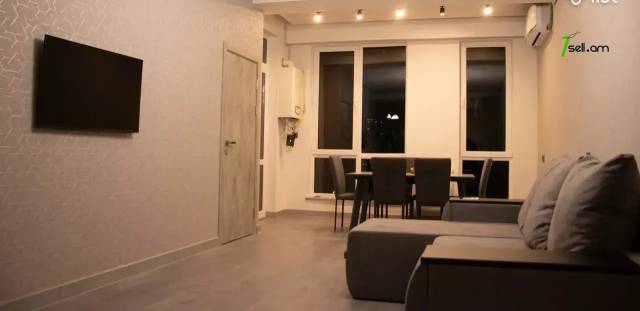 3 սենյականոց բնակարան նորակառույց շենքում Ֆուչիկի փողոցում, 71 ք.մ., 9/16 հարկ, բարձր առաստաղներ