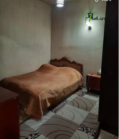 4 սենյականոց բնակարան Քանաքեռ Զեյթունում, 104 ք.մ., բարձր առաստաղներ, 3/5 հարկ, մասնակի վերանորոգում