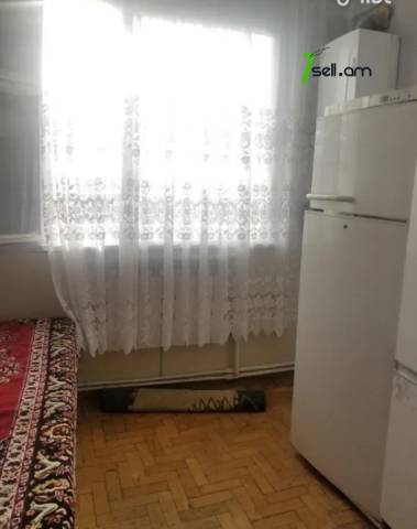 1 սենյականոց բնակարան Էզրաս Հասրաթյան փողոցում, 50 քմ, 4/9 հարկ, մասնակի վերանորոգում