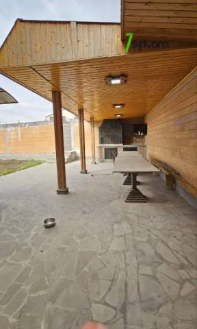 Երկու հարկանի քարե տուն, Գ-1 թաղամաս Աջափնյակում, 880 ք.մ., 2 սանհանգույց, կապիտալ վերանորոգված