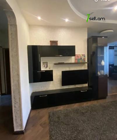 3 սենյականոց բնակարան Կոմիտասի պողոտայում, 80 ք.մ., 2/5 հարկ, բարձր առաստաղներ, եվրովերանորոգված