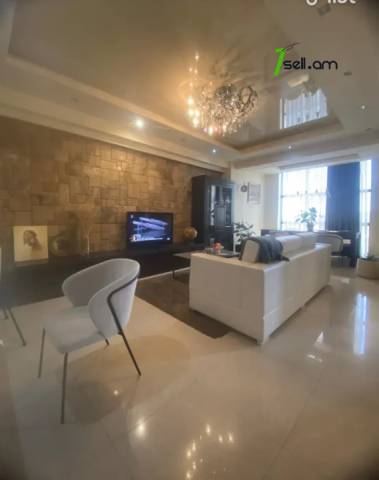 4 սենյականոց բնակարան նորակառույց շենքում Ադոնցի փողոցում, 145 քմ, 12/18 հարկ, բարձր առաստաղներ