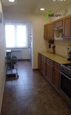 3 սենյականոց բնակարան Նազարեթ Սուրենյան փողոցում, 78 ք.մ., նախավերջին հարկ, եվրովերանորոգված