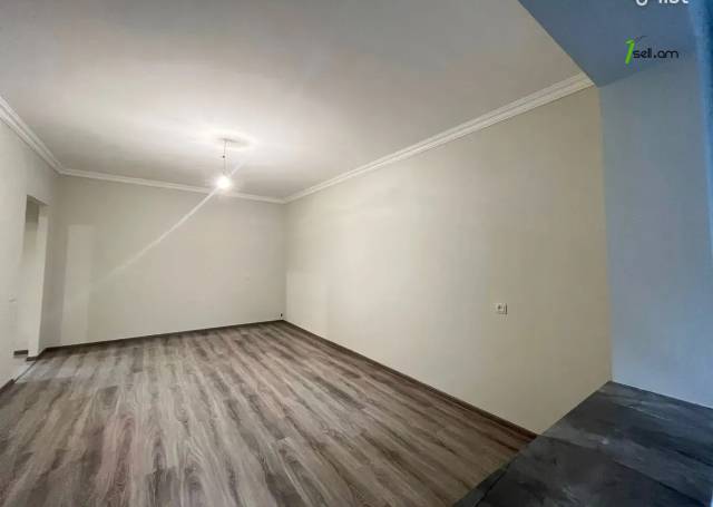 2 սենյականոց բնակարան, Դավթաշեն 2-րդ թաղամաս, 67 ք.մ., 3/9 հարկ, կապիտալ վերանորոգված