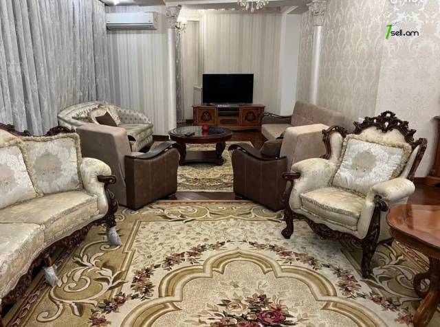 4 սենյականոց բնակարան նորակառույց շենքում Վարդանանց փողոցում, 190 քմ, 17/20 հարկ, 2 սանհանգույց