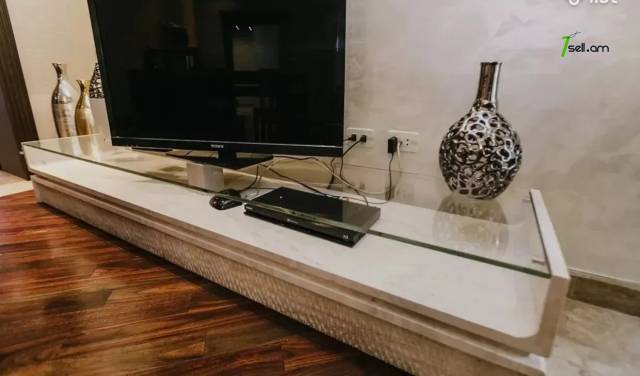 Երկու հարկանի քարե տուն Արաքսի փողոցում Աջափնյակում, 390 ք.մ., 3+ սանհանգույց