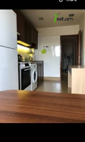 3 սենյականոց բնակարան Մարգարյան փողոցում, 65 քմ, 2/9 հարկ, կապիտալ վերանորոգված