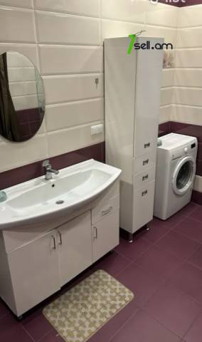 2 սենյականոց բնակարան նորակառույց շենքում, Mashtots Avenue, 65 ք.մ., 4/14 հարկ, բարձր առաստաղներ