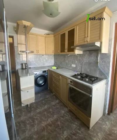 3 սենյականոց բնակարան, Դուրյան թաղամաս, 80 քմ, 7/14 հարկ, կապիտալ վերանորոգված