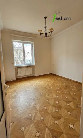 Երկու հարկանի քարե տուն Սեպուհի փողոցում Արաբկիրում, 890 ք.մ., 2 սանհանգույց, կապիտալ վերանորոգված