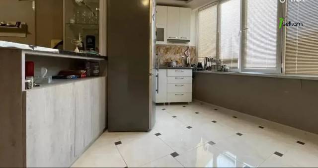 3 սենյականոց բնակարան նորակառույց շենքում, Նորաշեն թաղամաս, 60 ք.մ., նախավերջին հարկ