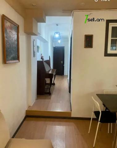 3 սենյականոց բնակարան, Բանավան թաղամաս, 64 ք.մ., 1/5 հարկ, եվրովերանորոգված, քարե շենք