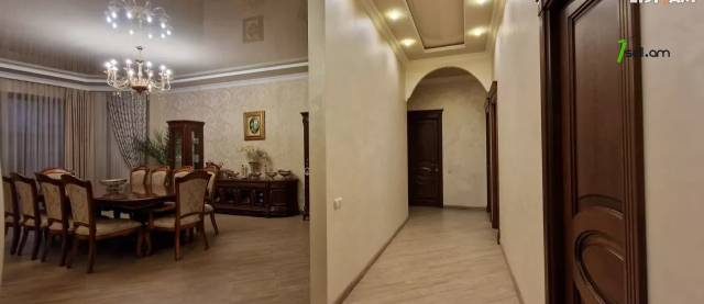 Մեկ հարկանի քարե տուն, Գ-1 թաղամաս Աջափնյակում, 500 ք.մ., 3+ սանհանգույց