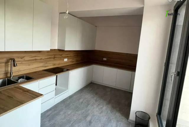 3 սենյականոց բնակարան նորակառույց շենքում Աղբյուր Սերոբի փողոցում, 90 քմ, 4/9 հարկ, 2 սանհանգույց