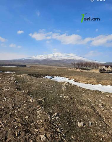 Հողատարածք բնակելի շինությունների համար, Улица Егварда Нати Եղվարդում, 800 քմ