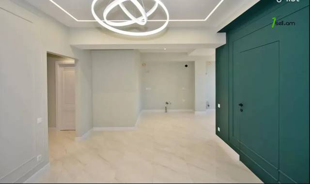 2 սենյականոց բնակարան Եզնիկ Կողբացու փողոցում, 43 ք.մ., նախավերջին հարկ