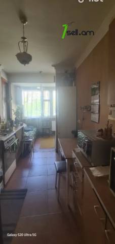 3 սենյականոց բնակարան, Թումանյան թաղամաս, 80 քմ, 3/9 հարկ