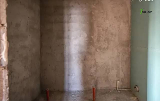 4 սենյականոց բնակարան նորակառույց շենքում Ադոնցի փողոցում, 95 քմ, 2 սանհանգույց, բարձր առաստաղներ