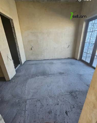 Երեք հարկանի թաունհաուզ Մուշի 2-րդ փողոցում Քասախում, 153 քմ, 3+ սանհանգույց