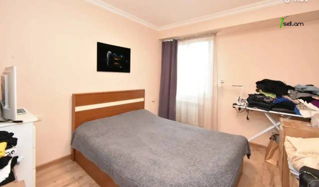 3 սենյականոց բնակարան Խաղաղ Դոնի փողոցում, 73 ք.մ., 3/9 հարկ, եվրովերանորոգված