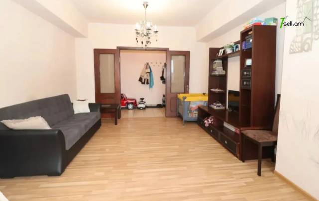 2 սենյականոց բնակարան Կոմիտասի պողոտայում, 72 ք.մ., 6/10 հարկ, եվրովերանորոգված