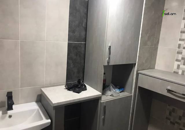 Գրասենյակային տարածք Կոմիտասի պողոտայում Արաբկիրում, 70 քմ