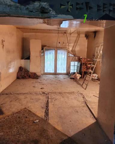 2 սենյականոց բնակարան Ալեք Մանուկյանի փողոցում, 54 ք.մ., 2/5 հարկ, քարե շենք