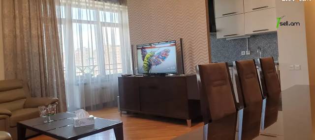 3 սենյականոց բնակարան նորակառույց շենքում Արաբկիրի 27-րդ փողոցում, 94 ք.մ., բարձր առաստաղներ