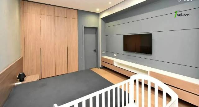 3 սենյականոց բնակարան նորակառույց շենքում Կոմիտասի պողոտայում, 106 ք.մ., նախավերջին հարկ