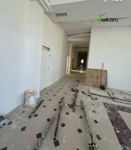 Բազմաֆունկցիոնալ գույք Շիրազի փողոցում Աջափնյակում, 600 քմ