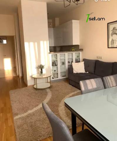 3 սենյականոց բնակարան նորակառույց շենքում Պարույր Սևակի փողոցում, 88 ք.մ., 2 սանհանգույց