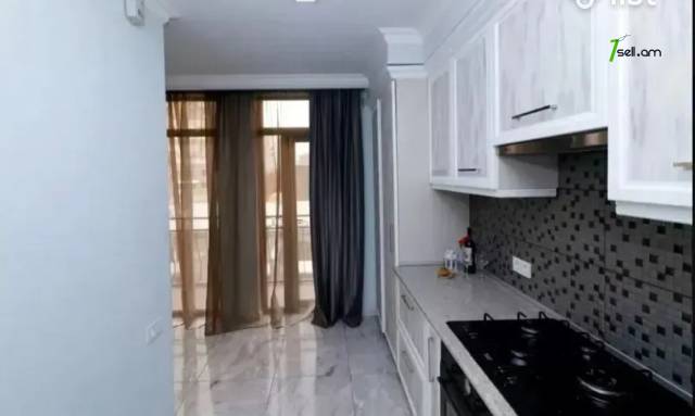 3 սենյականոց բնակարան Նալբանդյան փողոցում, 91 ք.մ., 2 սանհանգույց, բարձր առաստաղներ