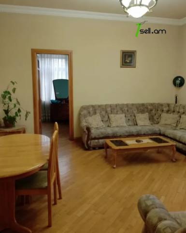 2 սենյականոց բնակարան Թումանյան փողոցում, 60 ք.մ., բարձր առաստաղներ, եվրովերանորոգված, քարե շենք