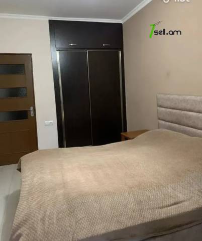 3 սենյականոց բնակարան, Աթոյան փողոցի նրբանցք, 80 ք.մ., 2/9 հարկ, կապիտալ վերանորոգված