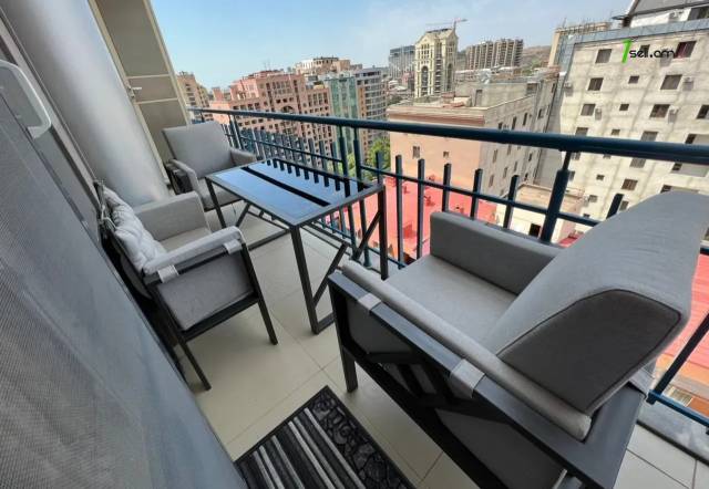 Ընդարձակ 3 սենյականոց բնակարան նորակառույց շենքում Արամի փողոցում, 180 ք.մ., 3+ սանհանգույց