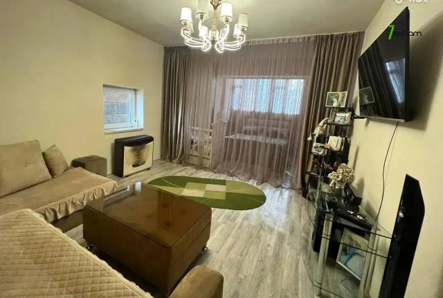 2 սենյականոց բնակարան Առնո Բաբաջանյան փողոցում, 51 քմ, 5/9 հարկ, կապիտալ վերանորոգված