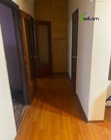4 սենյականոց բնակարան Դանիել Վարուժանի փողոցում, 100 ք.մ., մասնակի վերանորոգում