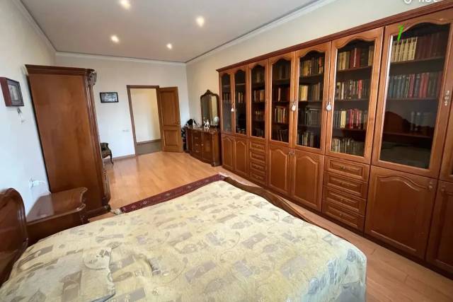 3 սենյականոց բնակարան նորակառույց շենքում Գրիբոյեդովի փողոցում, 116 քմ, 11/16 հարկ, 2 սանհանգույց