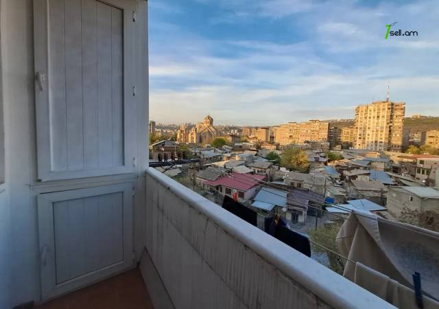 2 սենյականոց բնակարան Տիգրան Մեծի պողոտայում, 77 ք.մ., կապիտալ վերանորոգված