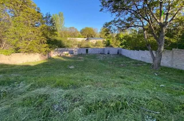 Հողատարածք բնակելի շինությունների համար Ձորաղբյուրում, 1100 ք.մ.