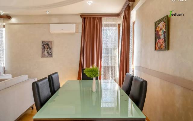 4 սենյականոց բնակարան նորակառույց շենքում Դեղատան փողոցում, 145 ք.մ., 2 սանհանգույց