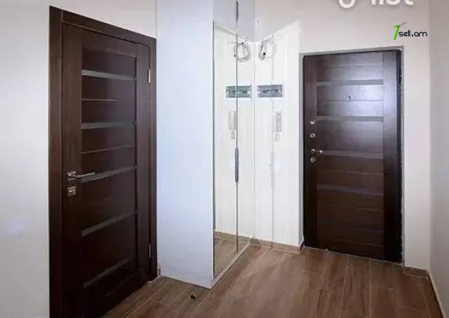 2 սենյականոց բնակարան նորակառույց շենքում Պարույր Սևակի փողոցում, 70 ք.մ., 9/14 հարկ