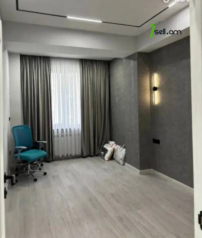 3 սենյականոց բնակարան նորակառույց շենքում Ադոնցի փողոցում, 80 քմ, 3/14 հարկ, բարձր առաստաղներ