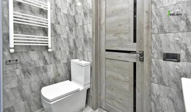 4 սենյականոց բնակարան նորակառույց շենքում Էրեբունու փողոցում, 118 ք.մ., 13/16 հարկ, 2 սանհանգույց