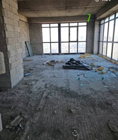 Ընդարձակ 4 սենյականոց բնակարան նորակառույց շենքում Արամ Խաչատրյանի փողոցում, 201 քմ, 3+ սանհանգույց